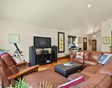 13550 Uvas Road - Photo Thumbnail 20