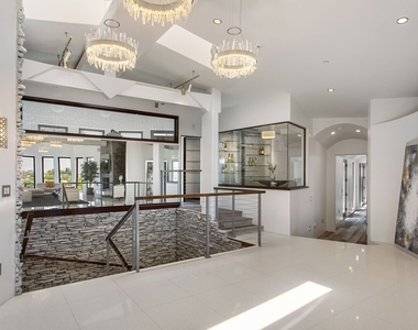 2955 Passmore Drive - Photo Thumbnail 19