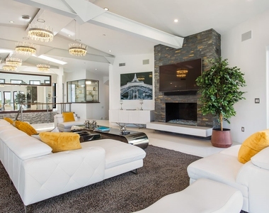 2955 Passmore Drive - Photo Thumbnail 22