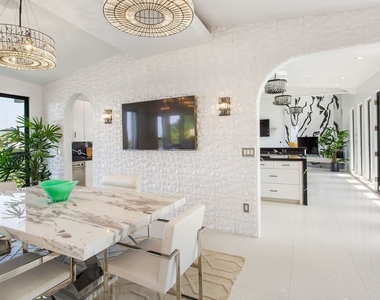 2955 Passmore Drive - Photo Thumbnail 26