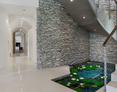 2955 Passmore Drive - Photo Thumbnail 7