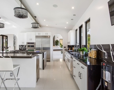 2955 Passmore Drive - Photo Thumbnail 30