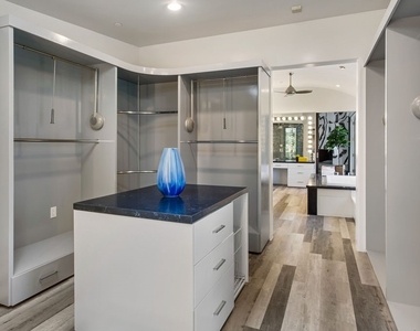 2955 Passmore Drive - Photo Thumbnail 34