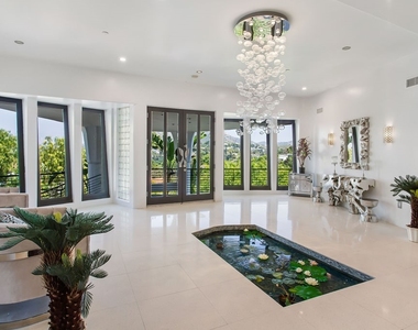2955 Passmore Drive - Photo Thumbnail 5