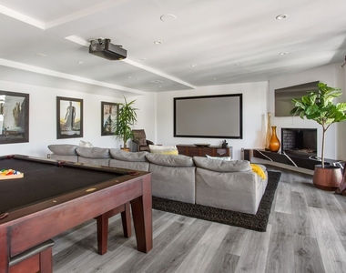 2955 Passmore Drive - Photo Thumbnail 8