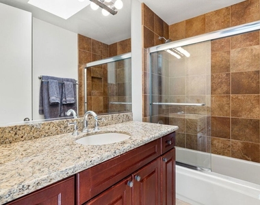 67595 Lagos Way - Photo Thumbnail 18