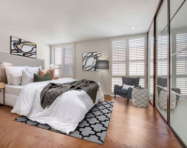300 N Swall Drive - Photo Thumbnail 4