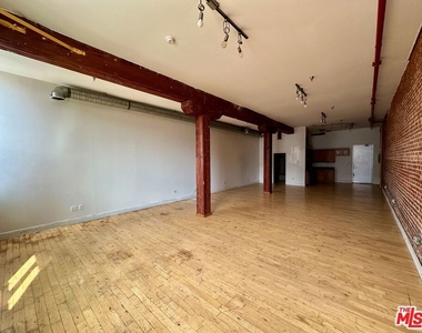 726 S Santa Fe Avenue - Photo Thumbnail 2
