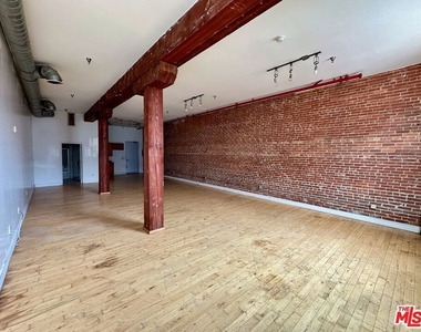 726 S Santa Fe Avenue - Photo Thumbnail 3