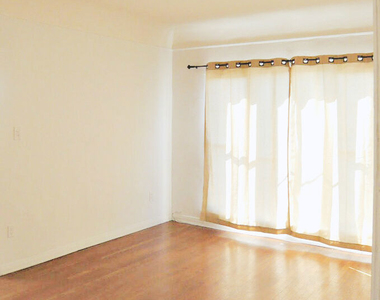 1269 S Citrus Avenue - Photo Thumbnail 2