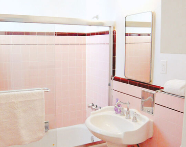 1269 S Citrus Avenue - Photo Thumbnail 3