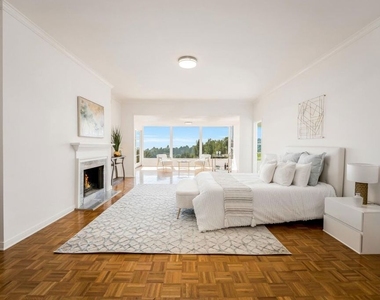 949 N Norman Place - Photo Thumbnail 15