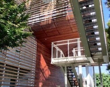 935 N San Vicente Boulevard - Photo Thumbnail 12
