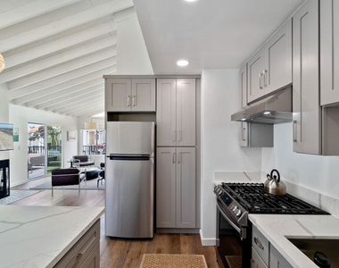 213 17th Street - Photo Thumbnail 27