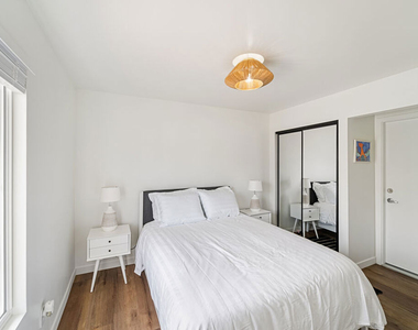 213 17th Street - Photo Thumbnail 11