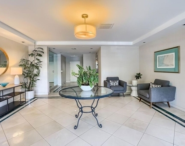 435 Arnaz Drive - Photo Thumbnail 3