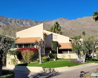 2600 S Palm Canyon Drive - Photo Thumbnail 17