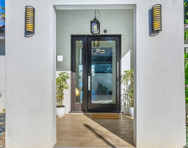 10901 Terryview Drive - Photo Thumbnail 3
