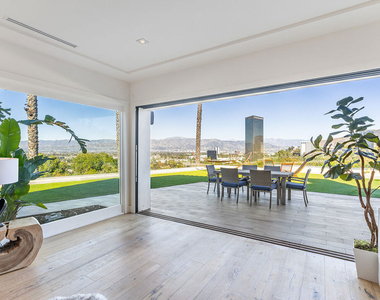 10901 Terryview Drive - Photo Thumbnail 17