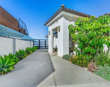 10901 Terryview Drive - Photo Thumbnail 2