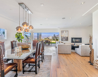10901 Terryview Drive - Photo Thumbnail 8
