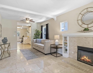 2333 Howard Ave - Photo Thumbnail 2