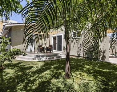 2333 Howard Ave - Photo Thumbnail 23