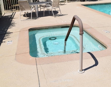 34 Columbia Drive - Photo Thumbnail 54