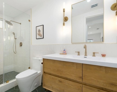77110 Desi Drive - Photo Thumbnail 20