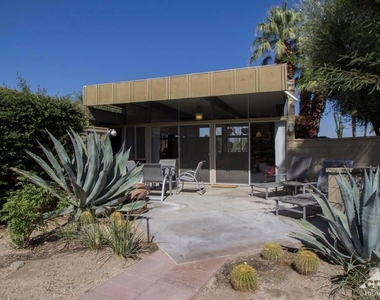 261 Sandpiper Street - Photo Thumbnail 7