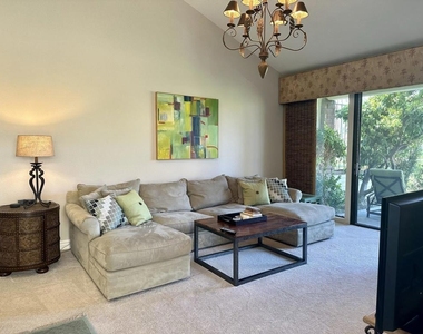 221 Serena Drive - Photo Thumbnail 7
