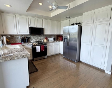 184 Castellana S - Photo Thumbnail 9