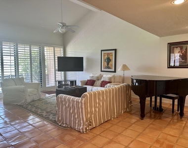 352 S Sierra Madre - Photo Thumbnail 5