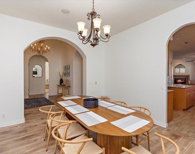 39561 Picasso Court - Photo Thumbnail 14