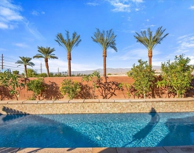 39561 Picasso Court - Photo Thumbnail 25