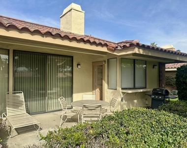 294 San Vicente Circle - Photo Thumbnail 2