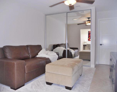 254 Santa Barbara Circle - Photo Thumbnail 7
