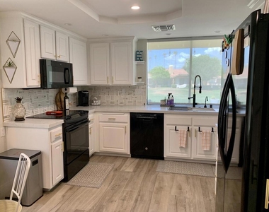 222 Castellana S - Photo Thumbnail 4