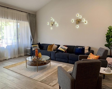 222 Castellana S - Photo Thumbnail 6