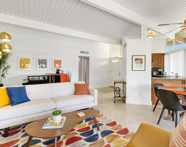 142 Sandpiper Street - Photo Thumbnail 10