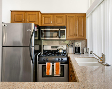 142 Sandpiper Street - Photo Thumbnail 14