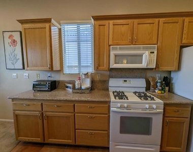 49544 Wayne Street - Photo Thumbnail 13