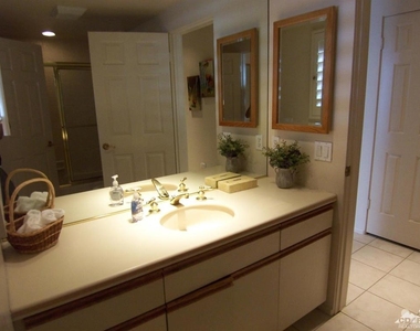 195 Desert Lakes Drive - Photo Thumbnail 20