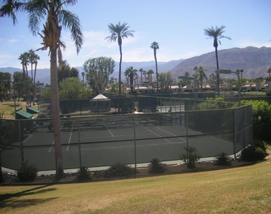 195 Desert Lakes Drive - Photo Thumbnail 27