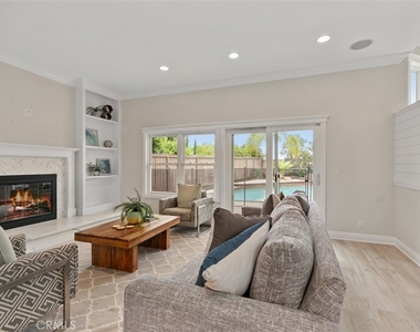 28682 Breckenridge Drive - Photo Thumbnail 15