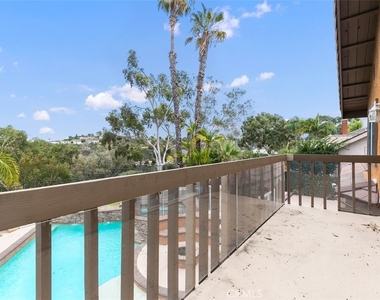28682 Breckenridge Drive - Photo Thumbnail 32