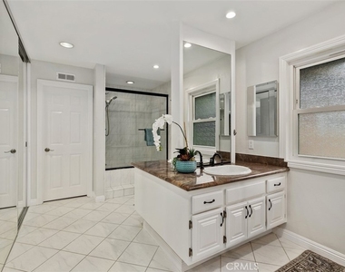 28682 Breckenridge Drive - Photo Thumbnail 21