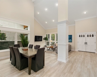 28682 Breckenridge Drive - Photo Thumbnail 3
