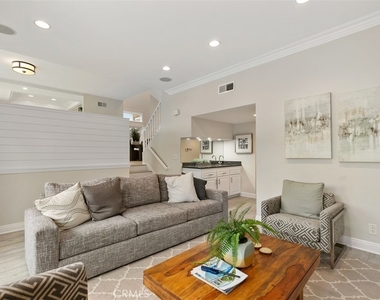 28682 Breckenridge Drive - Photo Thumbnail 17