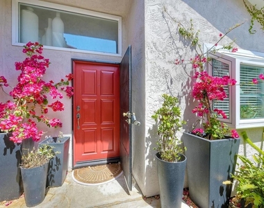 3730 Via Del Rancho - Photo Thumbnail 2